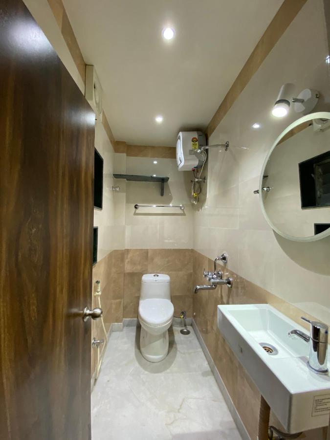 Shivam Hotels Calcutta Exterior foto