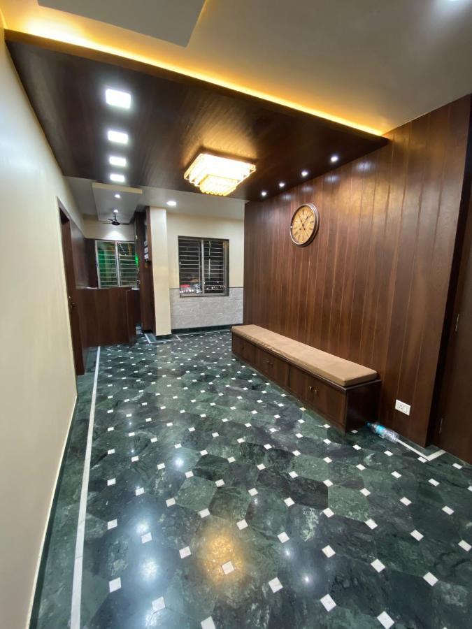 Shivam Hotels Calcutta Exterior foto
